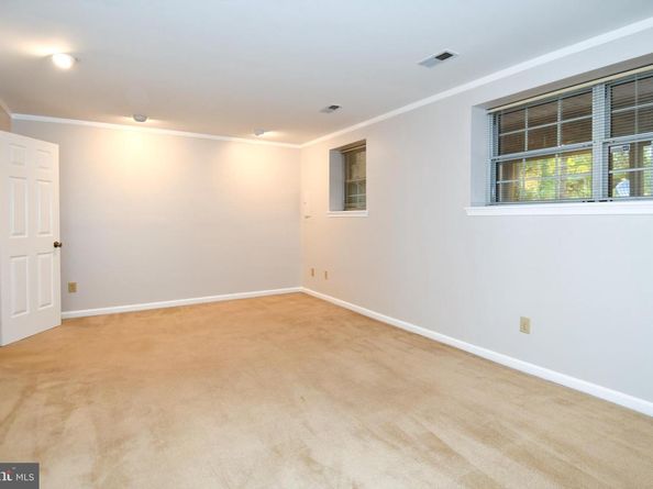 46699 Paragon Terrace, Sterling VA 20164