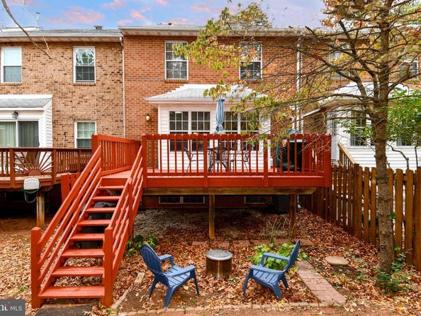 46699 Paragon Terrace, Sterling VA 20164