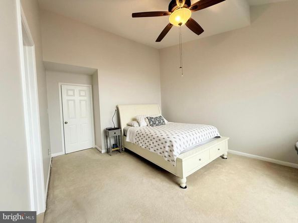 46699 Paragon Terrace, Sterling VA 20164