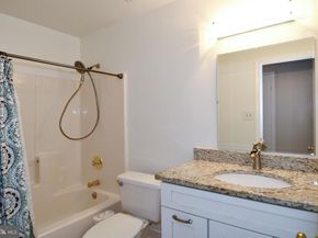 46699 Paragon Terrace, Sterling VA 20164