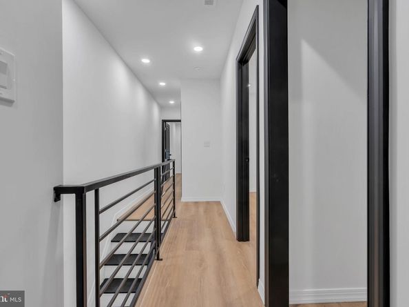 4946 N 10TH Street, Philadelphia PA 19141