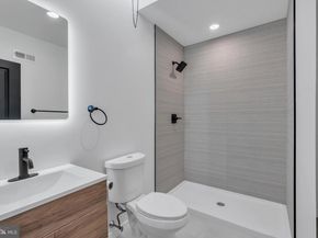 4946 N 10TH Street, Philadelphia PA 19141