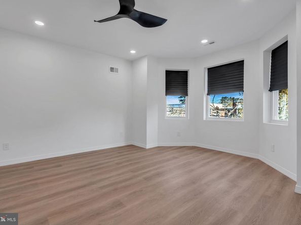 4946 N 10TH Street, Philadelphia PA 19141