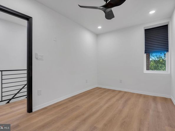 4946 N 10TH Street, Philadelphia PA 19141