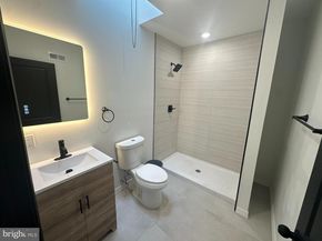 4946 N 10TH Street, Philadelphia PA 19141