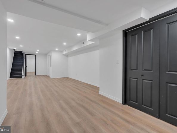 4946 N 10TH Street, Philadelphia PA 19141