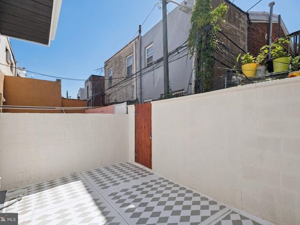 842 Wharton Street, Philadelphia PA 19147