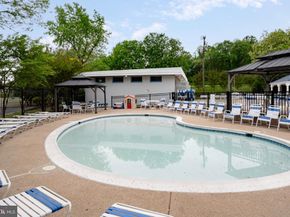 5509 Valmarana Way, Alexandria VA 22312