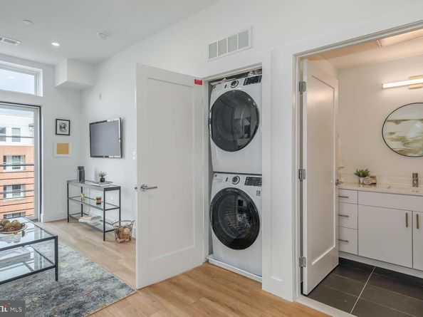 2310 4TH Street NE 422, Washington DC 20002