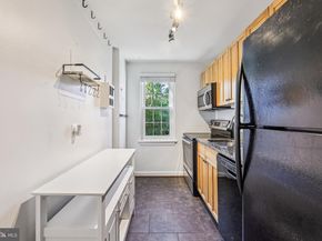 117 E Glebe Road B, Alexandria VA 22305