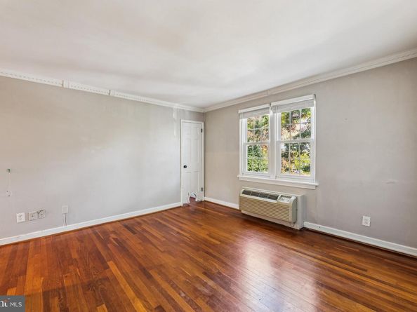 117 E Glebe Road B, Alexandria VA 22305