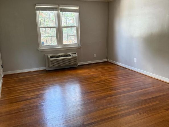 117 E Glebe Road B, Alexandria VA 22305