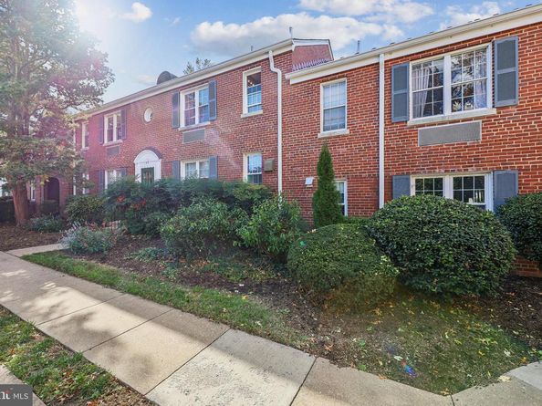 117 E Glebe Road B, Alexandria VA 22305