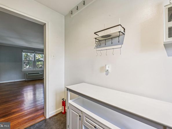 117 E Glebe Road B, Alexandria VA 22305