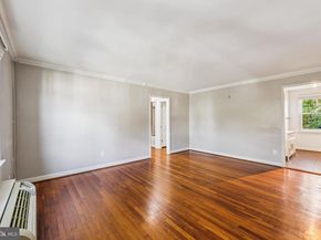 117 E Glebe Road B, Alexandria VA 22305