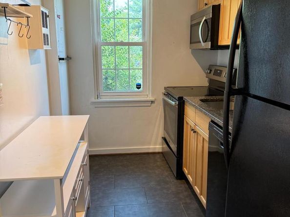 117 E Glebe Road B, Alexandria VA 22305