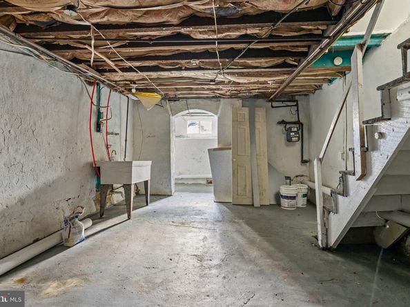 6055 N Norwood Street, Philadelphia PA 19138