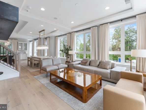 1620 Chain Bridge Road, Mclean VA 22101