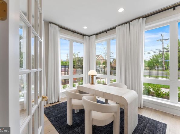 1620 Chain Bridge Road, Mclean VA 22101