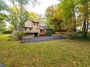 2390 Terwood Road, Huntingdon Valley PA 19006