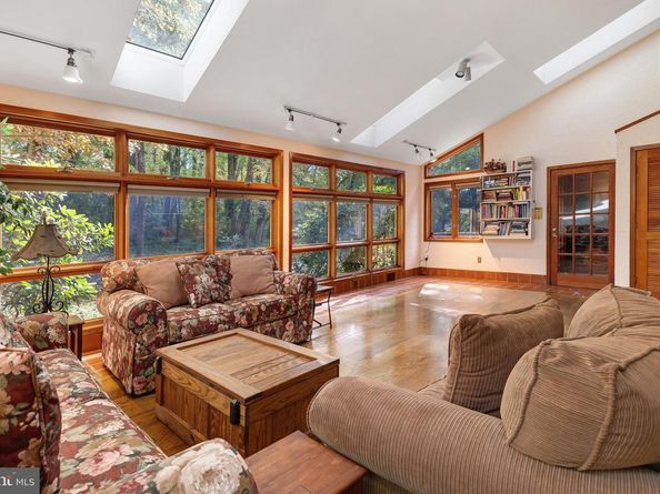 2390 Terwood Road, Huntingdon Valley PA 19006