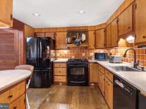 2390 Terwood Road, Huntingdon Valley PA 19006