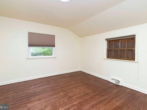 2390 Terwood Road, Huntingdon Valley PA 19006