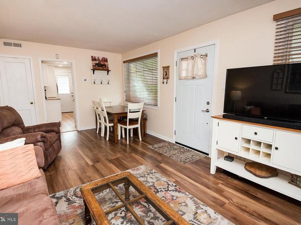 1241 Johnston Avenue, Abington PA 19001