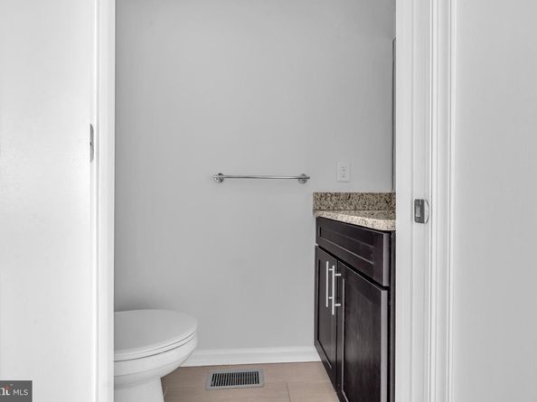 437 Woodcrest Drive SE, Washington DC 20032