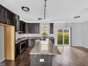 437 Woodcrest Drive SE, Washington DC 20032