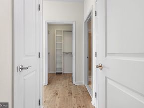 901 N Penn Street R2203, Philadelphia PA 19123