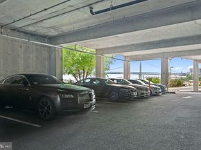 901 N Penn Street R2203, Philadelphia PA 19123