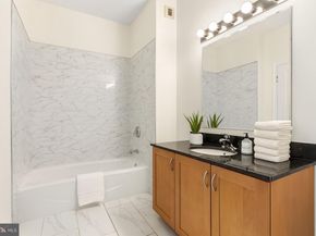 901 N Penn Street R2203, Philadelphia PA 19123