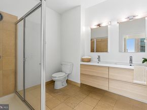 901 N Penn Street R2203, Philadelphia PA 19123