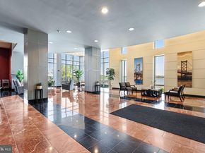 901 N Penn Street R2203, Philadelphia PA 19123
