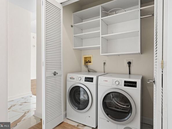 901 N Penn Street R2203, Philadelphia PA 19123