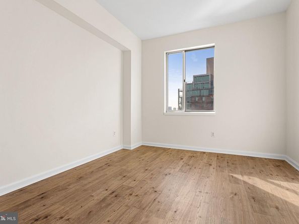 901 N Penn Street R2203, Philadelphia PA 19123