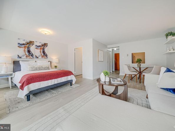 730 24TH Street NW 612, Washington DC 20037