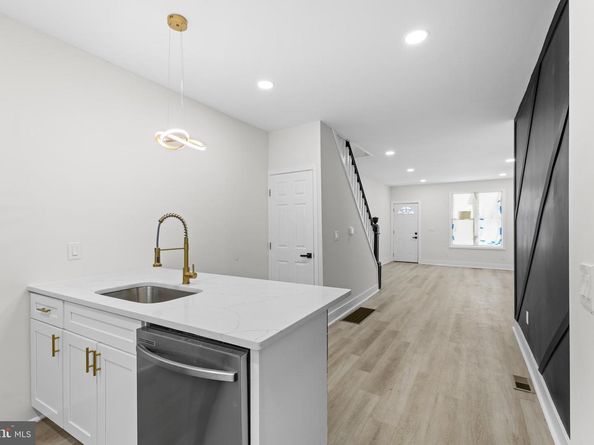 1429 S Paxon Street, Philadelphia PA 19143