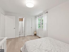 2901 Everleigh Way, Fairfax VA 22031