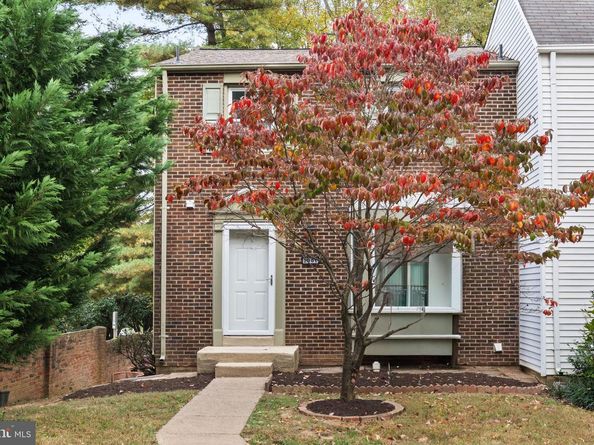 2901 Everleigh Way, Fairfax VA 22031