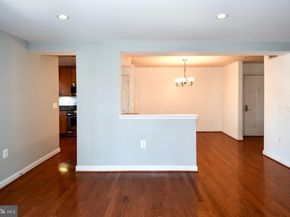 4127 S Four Mile Run Drive Drive 304, Arlington VA 22204
