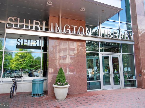4127 S Four Mile Run Drive Drive 304, Arlington VA 22204