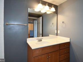 4127 S Four Mile Run Drive Drive 304, Arlington VA 22204