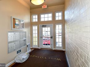 4127 S Four Mile Run Drive Drive 304, Arlington VA 22204