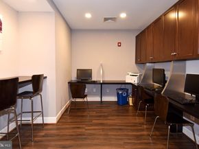 4127 S Four Mile Run Drive Drive 304, Arlington VA 22204