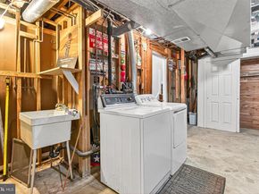 805 Green Street, Alexandria VA 22314