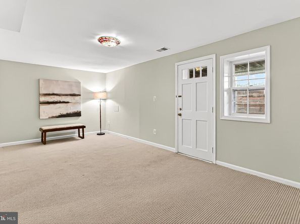 805 Green Street, Alexandria VA 22314