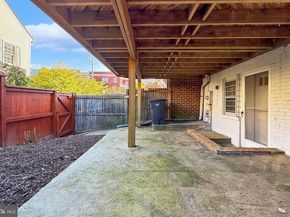 805 Green Street, Alexandria VA 22314