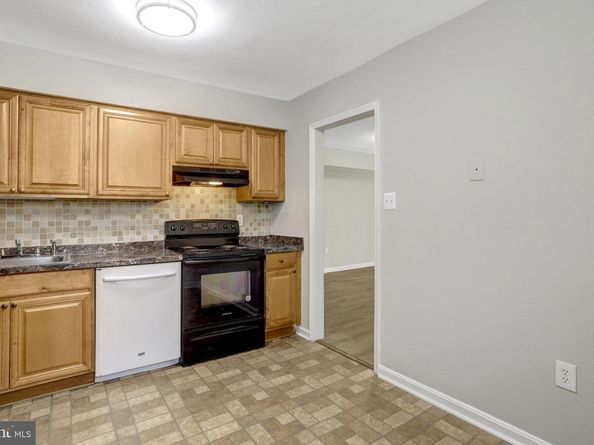 4551 Logsdon Drive, Annandale VA 22003